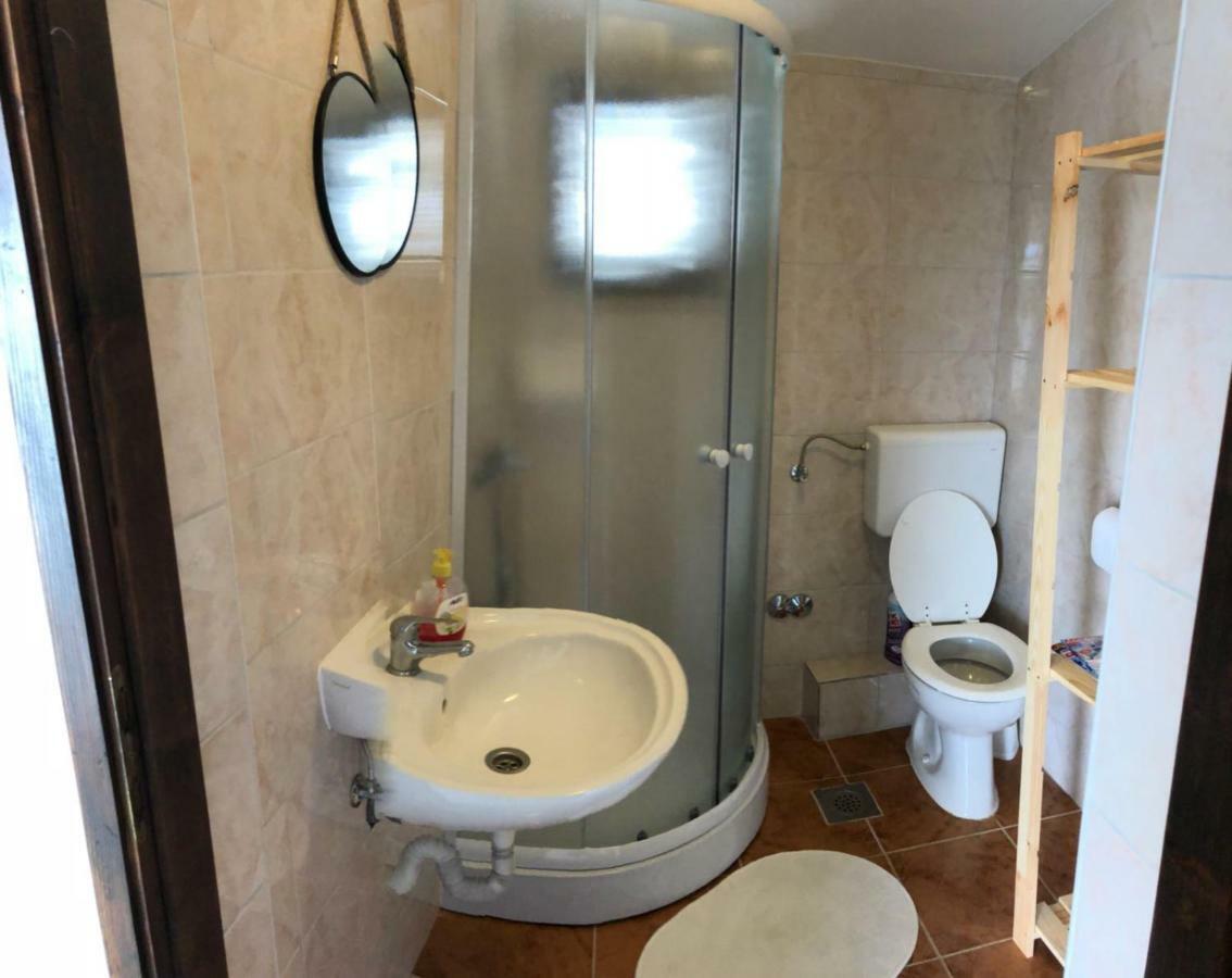Apartman Zidak Vir Exterior foto